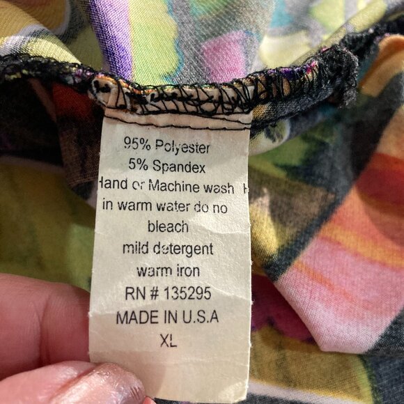 Fashque Studio Top Tunic Stretch Pullover Abstract Black Vibrant Cross back XL - Picture 7 of 10